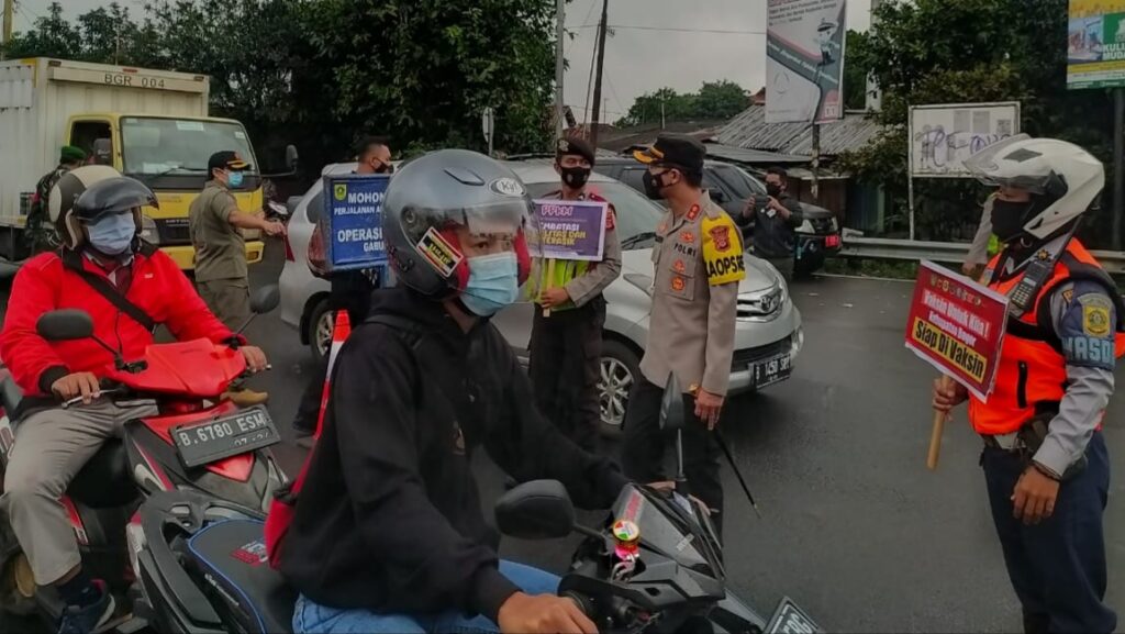 Check Point di Bogor Efektif Batasi Mobilitas Masyarakat Check Point, Efektif, Mobilitas, PPKM