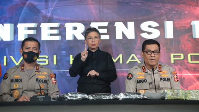 HRS dan 5 Lainnya Diserahkan ke Kejaksaan HRS, Kejagung, Polri