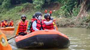 Mitigasi Bencana Banjir, Bupati Bogor Susur Sungai Bojong Kulur Mitigasi Bencana, Banjir, Bupati Bogor, Susur Sungai, Bojong Kulur