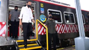 KRL Yogyakarta-Solo: Transportasi Massal Ramah Lingkungan Presiden Jokowi, KRL, Yogyakarta-Solo, Transportasi Massal, Ramah Lingkungan