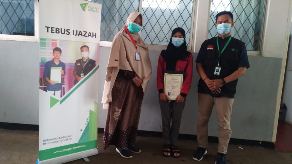 Program Tebus Ijazah untuk Mengangkat Eonomi Keluarga Program, Dompet Dhuafa, Tebus Ijazah, Eonomi, Ekonomi Keluarga