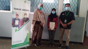 Program Tebus Ijazah untuk Mengangkat Eonomi Keluarga Program, Dompet Dhuafa, Tebus Ijazah, Eonomi, Ekonomi Keluarga