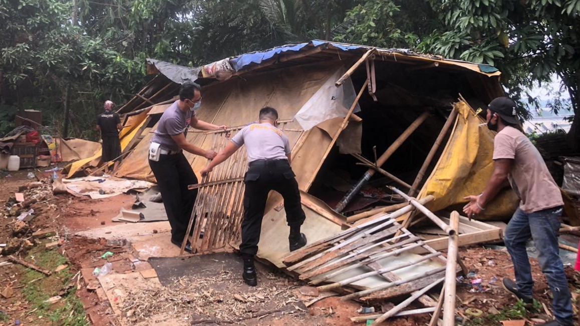 Polres Bogor, GP Ansor, Bedah Rumah, Warga, Cileungsi