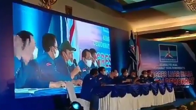 IEW, KLB Demokrat, Partai Demokrat, Konflik internal, Moeldoko, SBY, AHY