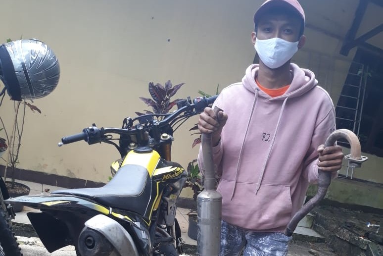 Knalpot Racing, Razia, Polsek Babakan Madang