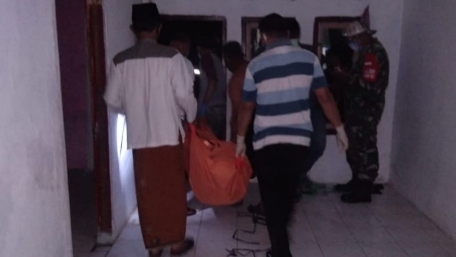 Perempuan, Sukaraja, Gantung Diri
