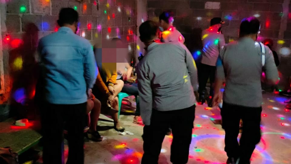 Jelang Ramadhan, Polsek Cileungsi Tertibkan Tempat Hiburan Malam Ramadhan, Polsek Cileungsi, Operasi Pekat, Hiburan Malam, THM