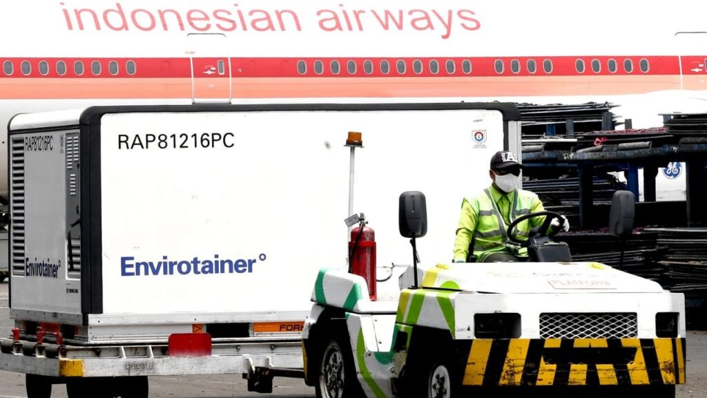 Vaksinasi Terus Berjalan, Menkes: Jangan Sampai Kita Lengah Vaksinasi, Menkes, Vaksin Covid-19,