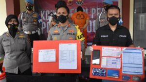 Polres Bogor Tangkap Tersangka Penggelapan Uang Nasabah BRI Polres Bogor, Tersangka, Penggelapan, Nasabah, BRI