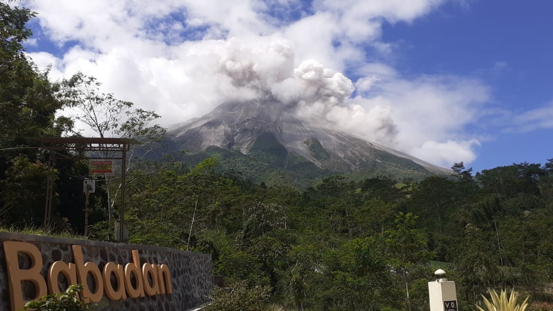 Gunung Merapi, Awan Panas, Guguran,