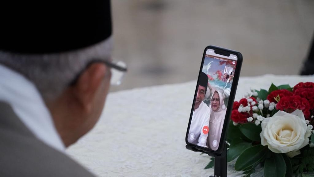 Idul Fitri: Presiden dan Ibu Negara Bersilaturahmi secara Daring Idul Fitri, Presiden, Ibu Negara, Silaturahmi, Daring