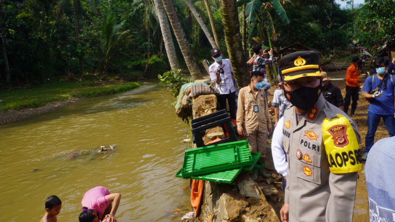 Kapolres Bogor, Lokasi Banjir, Banjir Cigudeg, Banjir