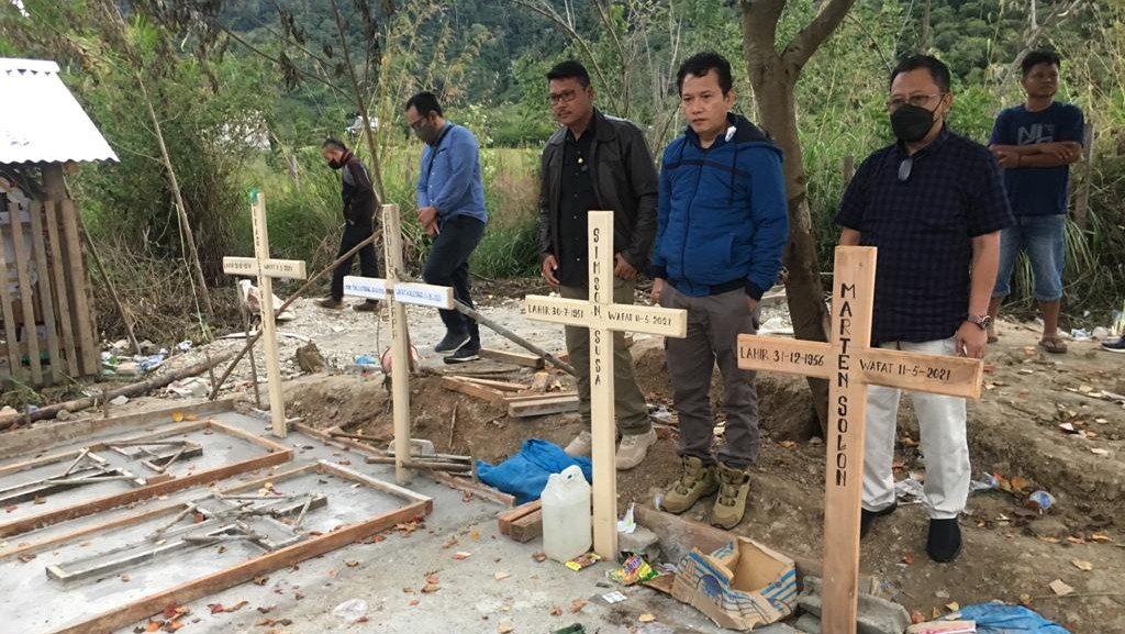 Ziarah ke Makam, LPSK Beri Dukungan pada Keluarga Korban Terorisme Poso Ziarah Makam, LPSK, Korban Terorisme, Terorisme Poso, Terorisme