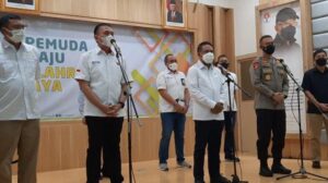 Izin Penyelenggaraan Liga 1 dan Liga 2 Segera Diterbitkan Perizinan Penyelenggaraan, Liga 1, Liga 2, Menpora