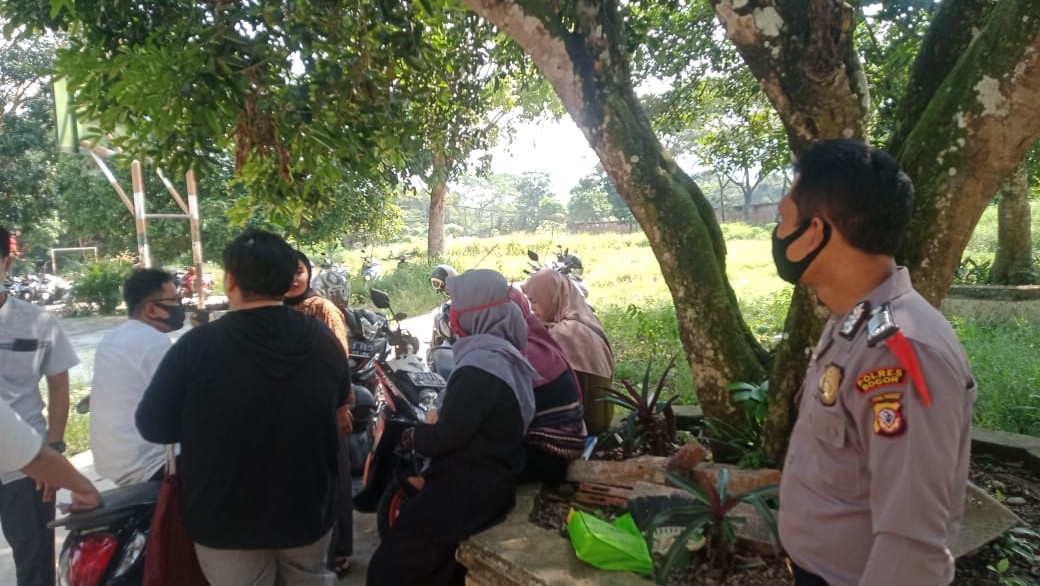 Polsek Rumpin, Pencurian, Penodongan, Sajam
