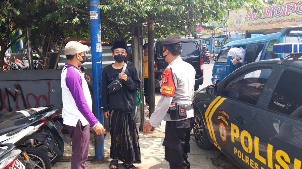 PPKM Mobile, PPKM Mikro, Polsek Ciampea, Pelanggar Prokes