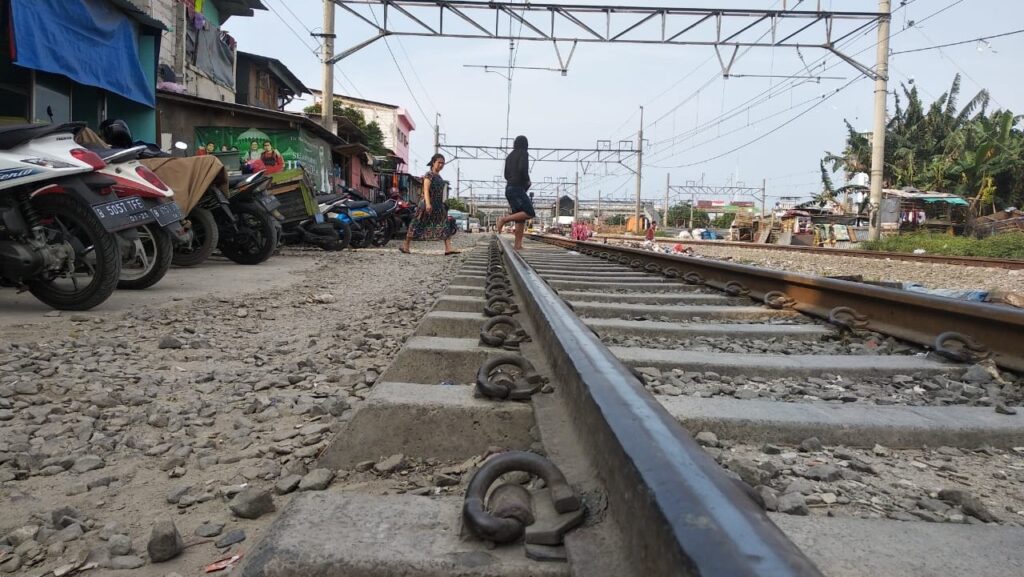 Survei IDEAS: 20 Persen Keluarga Miskin di 5 Metropolitan Tidak Pernah Terima Bansos Survei IDEAS, IDEAS, Keluarga Miskin, Metropolitan, Bansos