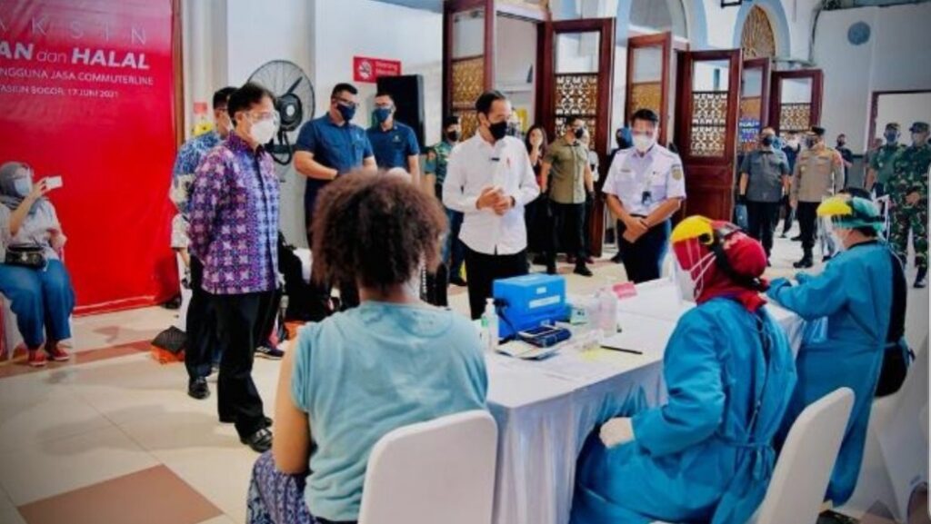 Stasiun Bogor, Presiden Jokowi, Vaksinasi