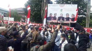 Bupati Bogor Digerudug Akibat Singgung Wartawan Bodrex dan Wartawan Asli Bupati Bogor, Wartawan Bodrex, Wartawan Bogor, Wartawan Asli, Wartawan