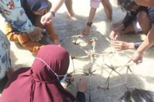 HIMAPIKANI Wilayah VI Transplantasi Karang demi Kelestarian Lingkungan HIMAPIKANI, Transplantasi, Karang, Kelestarian, Lingkungan