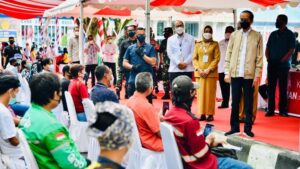 Presiden Ajak Pemerintah Daerah Dukung Sejuta Vaksin Per Hari Presiden Jokowi, Pemerintah Daerah, Sejuta Vaksin, Vaksin Covid-19, Vaksinasi,