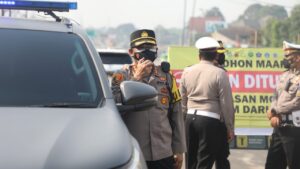 PPKM Darurat Makin Ketat, Polisi Tutup Simpang Salabenda PPKM Darurat, Polisi, Polresta Bogor, Penyekatan, Simpang Salabenda