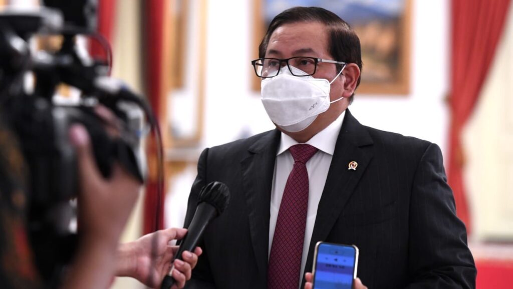 Presiden Jokowi Batalkan Vaksinasi Goyong Royong Berbayar Presiden Jokowi, Vaksinasi Gotong Royong, Vaksinasi Berbayar, Vaksinasi Covid-19