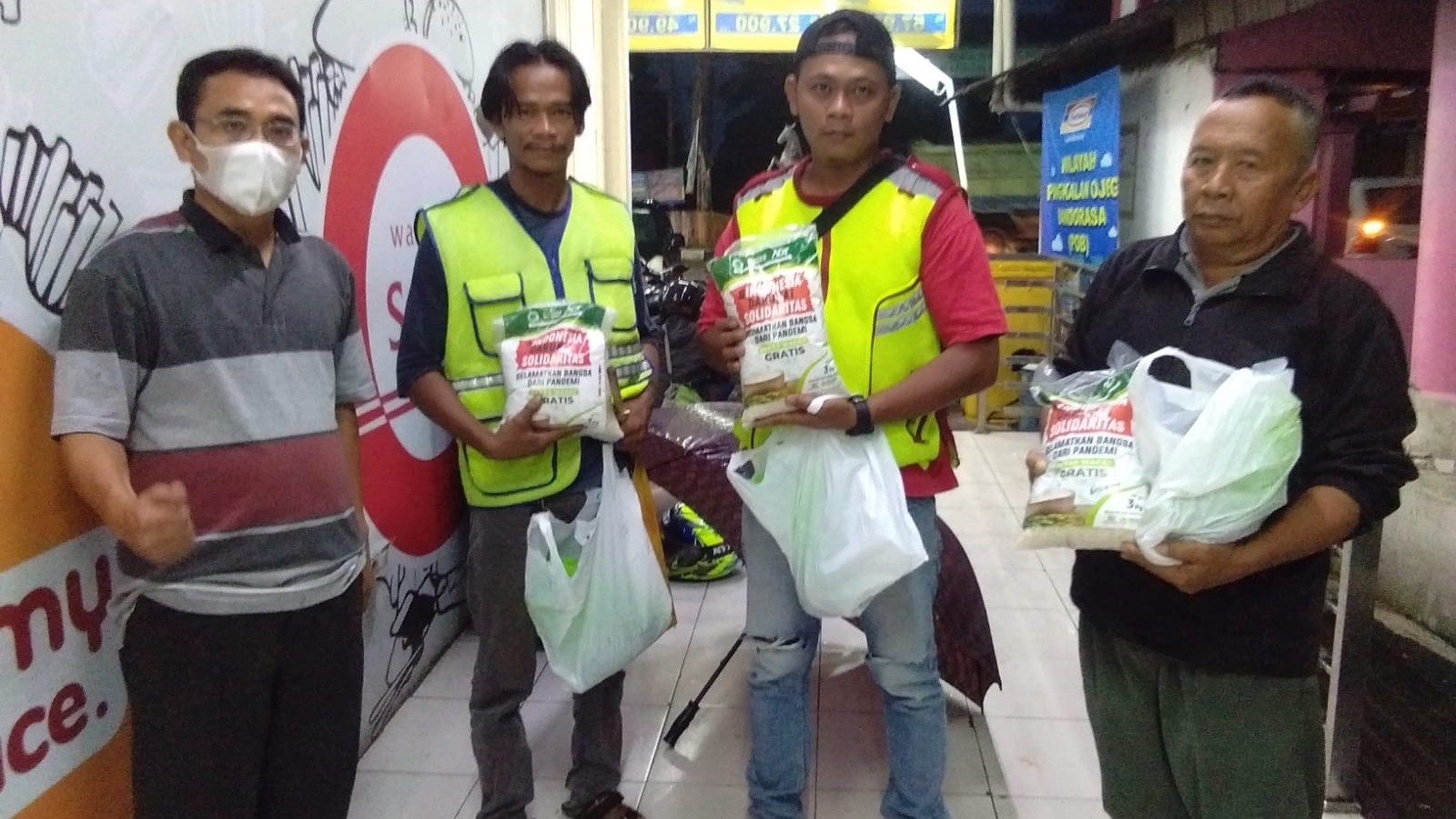 KAHMI Jabar, Paket Sembako, Terdampak Covid-19