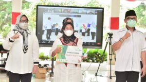 Bupati Bogor Mudahkan Insentif Tenaga Pendidik dengan Kartu Pancakarsa Bupati Bogor, Insentif, Tenaga Pendidik, Kartu Pancakarsa