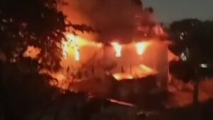Akibat Korsleting, Rumah Kost di Sempur Dilalap Si Jago Merah Korsleting, Rumah Kost, Kelurahan Sempur, Si Jago Merah