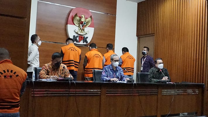 KPK Tetapkan 10 Tersangka Korupsi Pengadaan di Muara Enim KPK, Korupsi, Pengadaan, Anggaran, Muara Enim