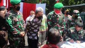 Danrem 061 Hadiri Launching Bantuan Tunai untuk PKL dan Warung Danrem 061, Launching, Bantuan Tunai, PKL, Warung
