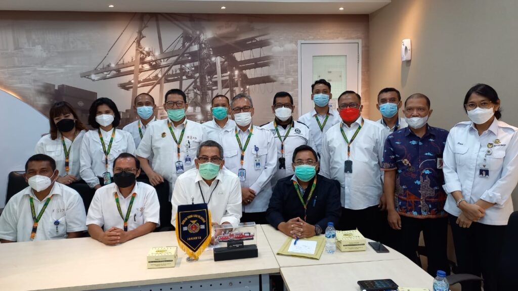 Mahasiswa STIP Kunjungi Pelabuhan Peti Kemas, Bahas Perkembangan Logistik STIP, Pelabuhan, Peti Kemas, Logistik