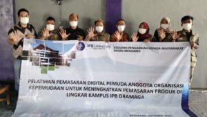 Dosen IPB Berikan Pelatihan Pemasaran Digital untuk Karang Taruna Lingkar Kampus Dosen IPB, Pelatihan Pemasaran Digital, Karang Taruna, Karang Taruna Lingkar Kampus