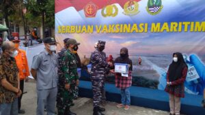 Target Masih Rendah, Lantamal III Gelar Vaksinasi di Daerah Pegunungan Target Vaksinasi, Lantamal III, Vaksinasi Covid-19, Daerah Pegunungan