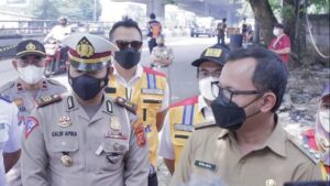 Pemkot Bogor Tutup Jalan Sholeh Iskandar yang Amblas Pemkot Bogor, Penutupan Jalan Kota Bogor, Jalan Sholeh Iskandar, Jalan Amblas