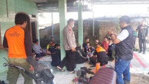 Polsek Caringin Evakuasi Anak yang Hanyut di Sungai Cinagara Polsek Caringin, Evakuasi, Anak Hanyut di Sungai, Sungai Cinagara