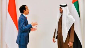 Presiden Jokowi Disambut Putra Mahkota Abu Dhabi di Istana Al-Shatie Presiden Jokowi, Putra Mahkota Abu Dhabi, Abu Dhabi, Istana Al-Shatie
