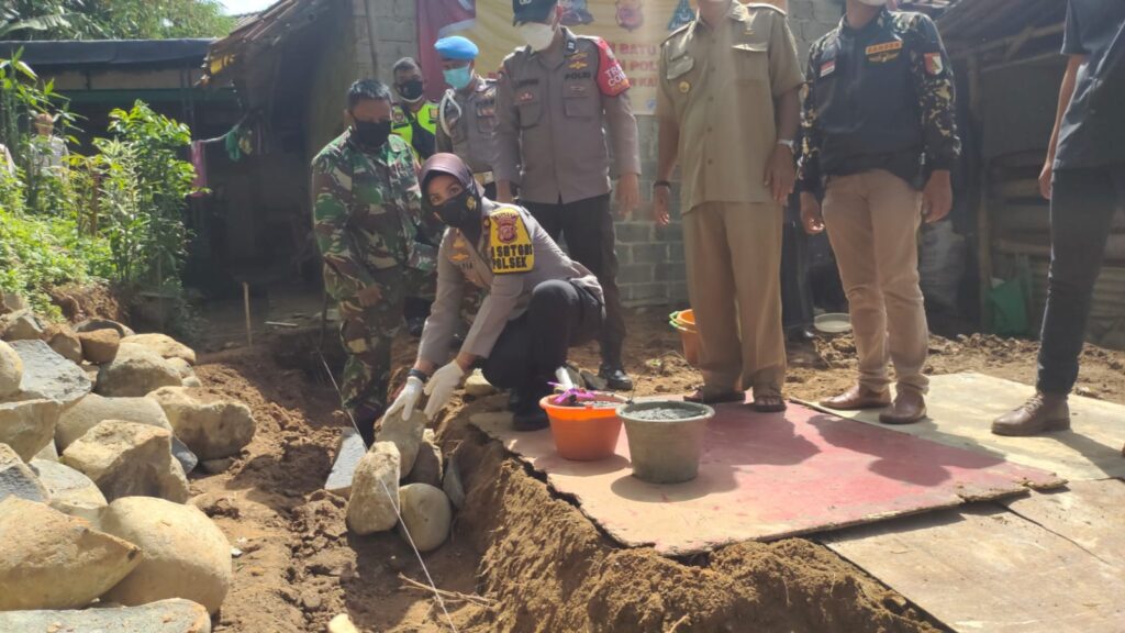 Polres Bogor Bedah Rumah Tidak Layak Huni di Babakan Madang Polres Bogor, GP Ansor, Bedah Rumah, Rumah Tidak Layak Huni, RTLH, Babakan Madang