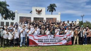 VCB Tabur Bunga di TMP dan Sebar Bansos ke Veteran VCB, Tabur Bunga, TMP Dreded, TMP, Bansos, Veteran