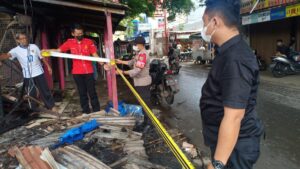 Kebakaran Hanguskan Belasan Kios di IPB Dramaga Kebakaran, Kios di IPB, Kebakaran Kios, Dramaga