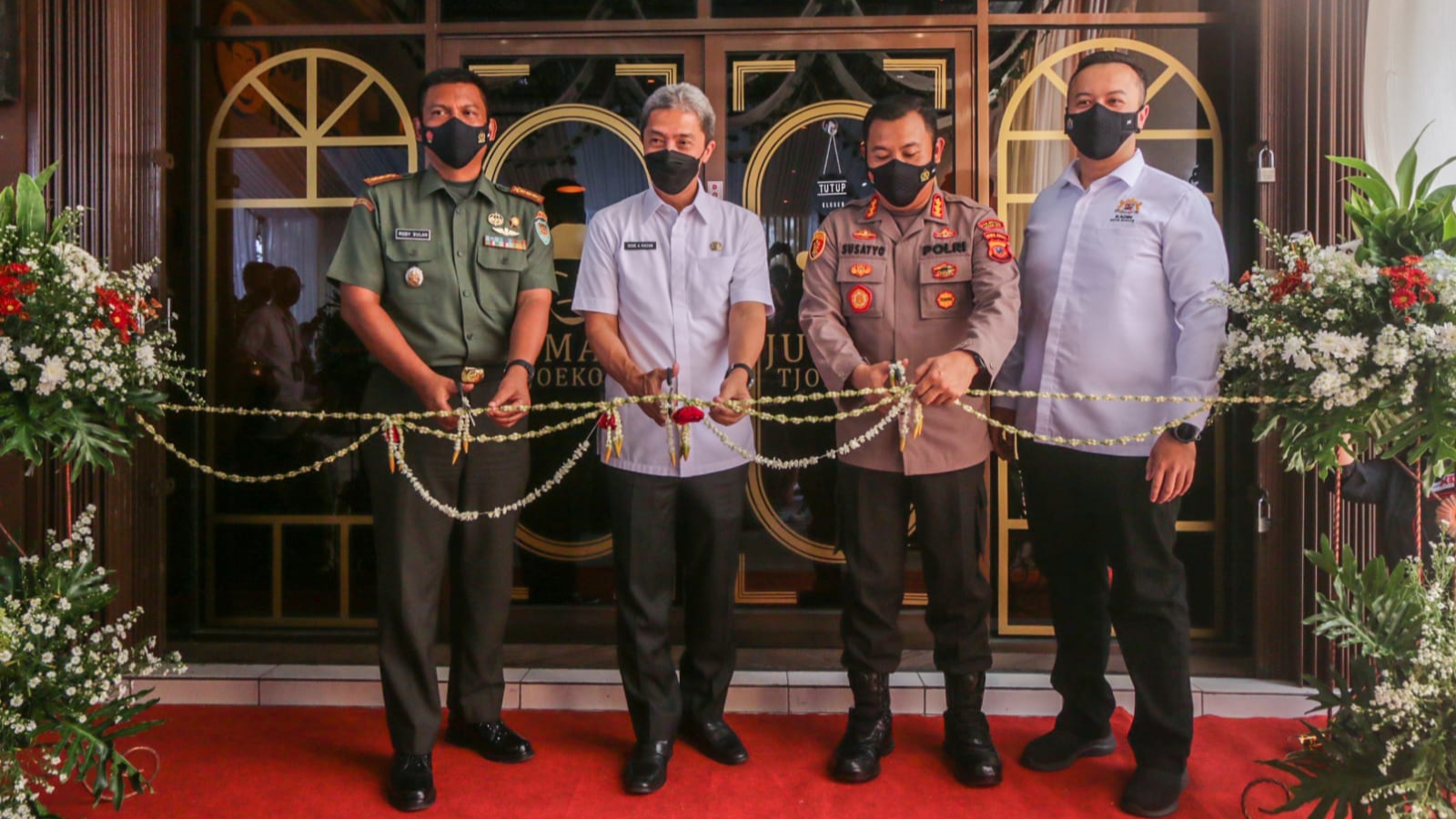Kadin Kota Bogor, Langganan Jokowi, Jumadi Tjoekoer Barbershop