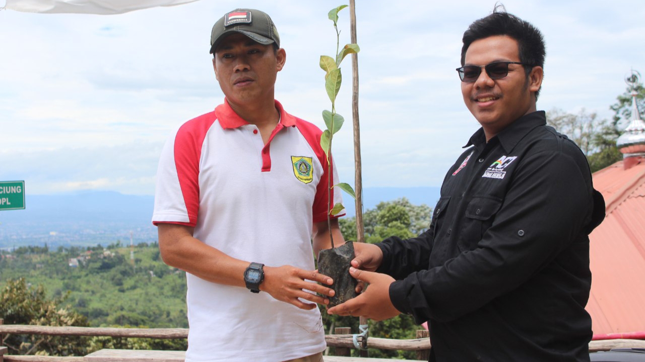 Hari Pohon, MRI ACT Bogor, Bibit, Gunung Ciung, Penanaman