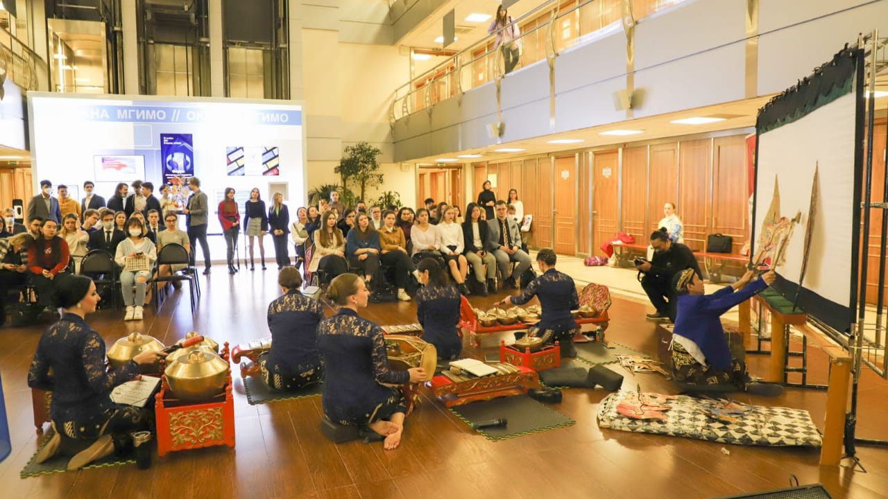 Wayang Kulit, Gamelan, ASEAN Week, Moskow, Rusia