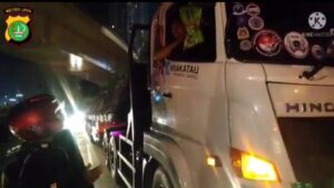 Polisi Sisir Aksi Pemalakan Terhadap Supir Truk di TL Tomang Polisi, Polres Jakbar, Pemalakan, Supir Truk, TL Tomang