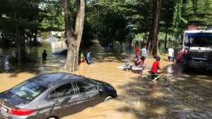 Banjir di Malaysia: Delapan Orang Tewas, Puluhan Ribu Dievakuasi Banjir Malaysia, Malaysia, Evakuasi