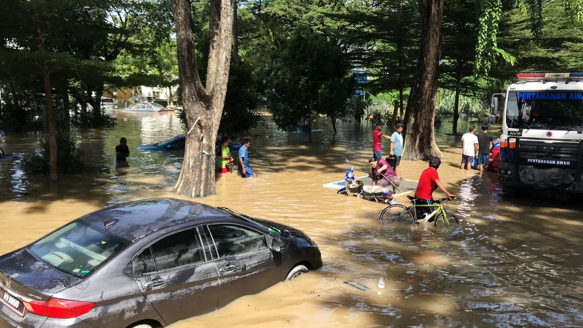 Banjir Malaysia, Malaysia, Evakuasi