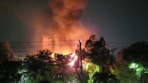 RSUD Kariadi Semarang Terbakar, Puluhan Pasien Dievakuasi RSUD Kariadi, Semarang, RSUD Kariadi Kebakaran, Puluhan Pasien RSUD Kariadi, Evakuasi Pasien