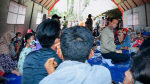 Presiden ke Lokasi Erupsi Semeru, Pastikan Penanganan Berjalan Baik Presiden Jokowi, Erupsi Semeru, Gunung Semeru, Penanganan Bencana