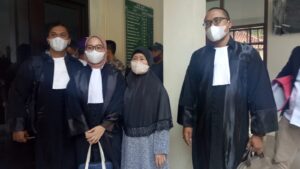 Kado Pahit Hari Ibu, Nenek 70 Tahun Dijadikan Tersangka Kasus yang Tidak Dilakukan Kado Pahit, Hari Ibu, Nenek, Tersangka, Kasus, Sertifikat Tanah, Yosi Rosada